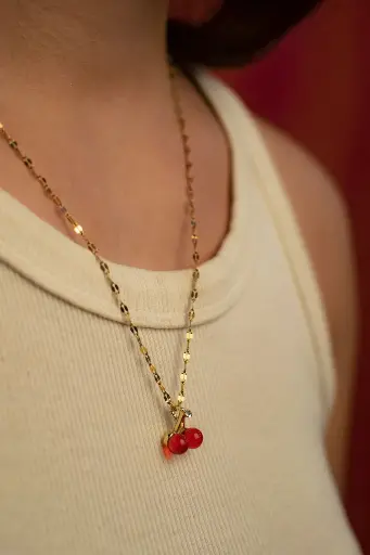 Cadena Cherry