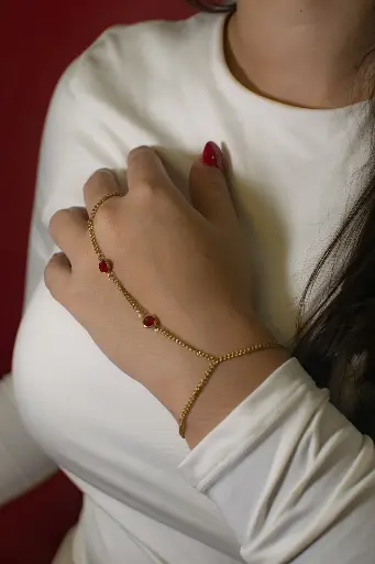 Hand Chain Red